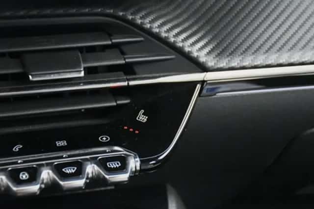 Peugeot e-2008 (2022) thumbnail 21
