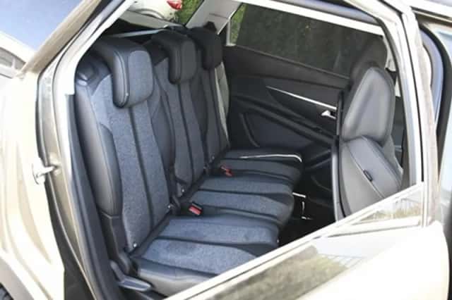 Peugeot 5008 (2020) thumbnail 15