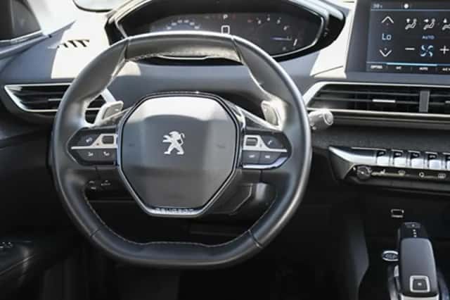Peugeot 5008 (2020) thumbnail 25