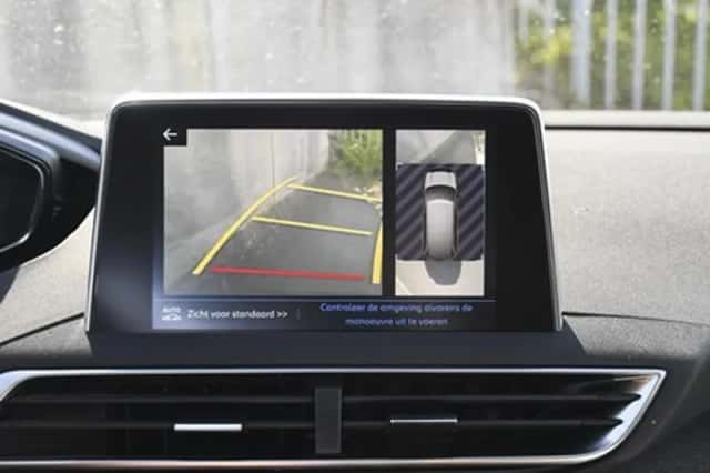 Peugeot 5008 (2020) thumbnail 31