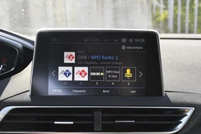 Peugeot 5008 (2020) thumbnail 32