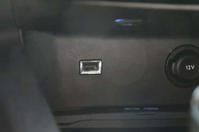 Peugeot 5008 (2020) thumbnail 37