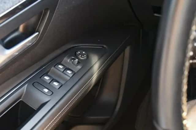Peugeot 5008 (2020) thumbnail 46