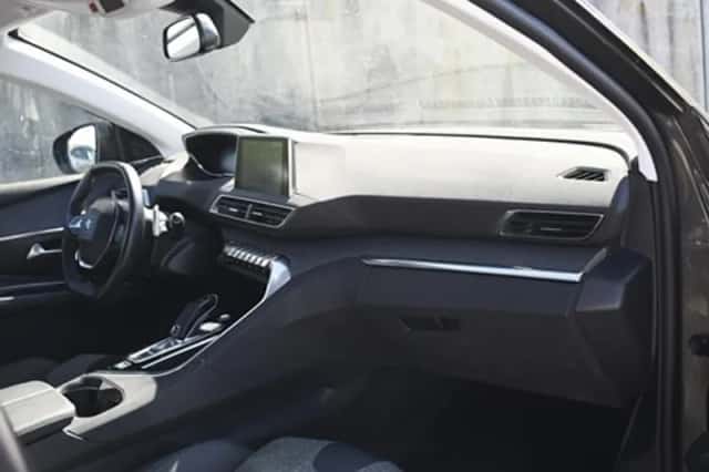 Peugeot 5008 (2020) thumbnail 10