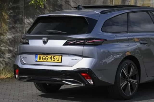 Peugeot 308 (2023) thumbnail 6