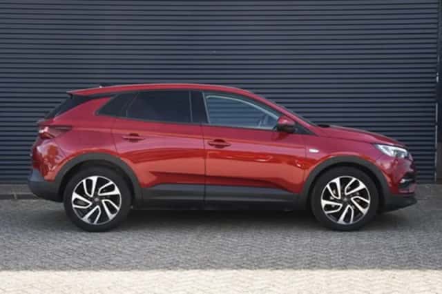 Opel Grandland X (2018) thumbnail 4