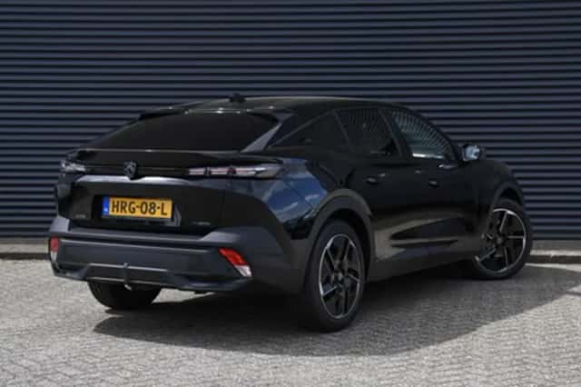 Peugeot 408 (2025) thumbnail 4