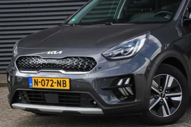Kia Niro (2021) thumbnail 1