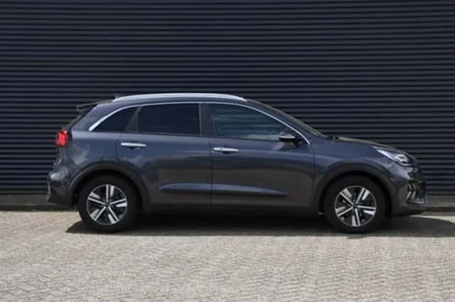 Kia Niro (2021) thumbnail 3