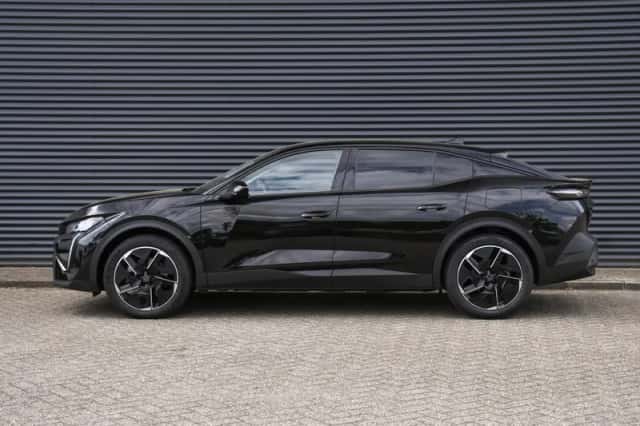 Peugeot 408 (2025) thumbnail 3