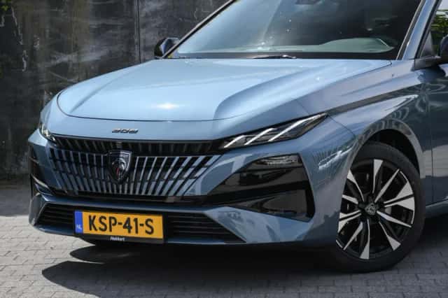 Peugeot 308 (2026) thumbnail 2