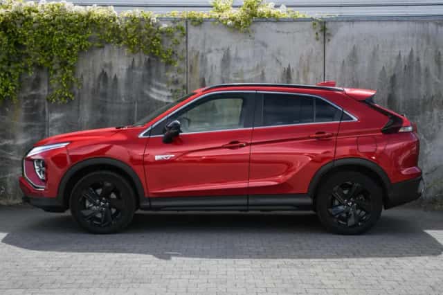 Mitsubishi Eclipse Cross (2024) thumbnail 3