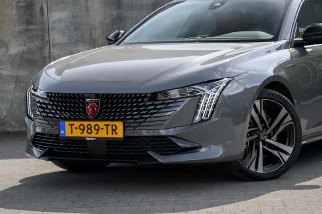 Peugeot 508 (2023) thumbnail 2