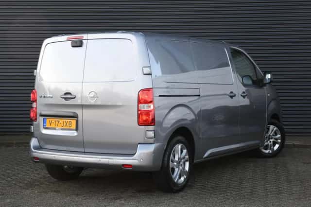 Opel Vivaro (2024) thumbnail 4