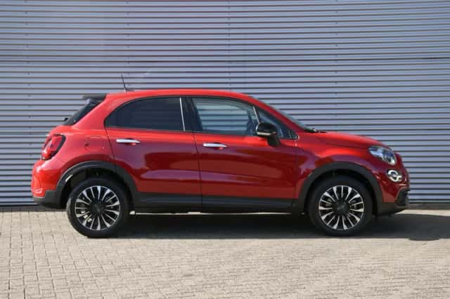 Fiat 500X (2024) thumbnail 4