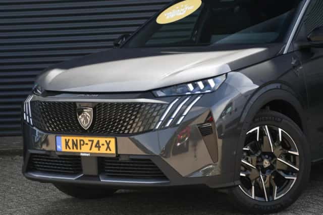 Peugeot 3008 (2026) thumbnail 2