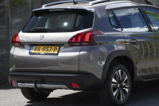 Peugeot 2008 (2017) thumbnail 6
