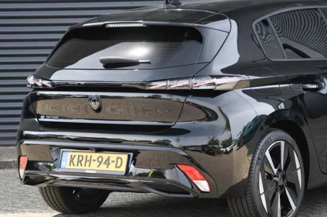 Peugeot e-308 (2026) thumbnail 6