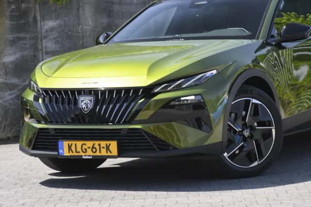 Peugeot 408 (2026) thumbnail 2