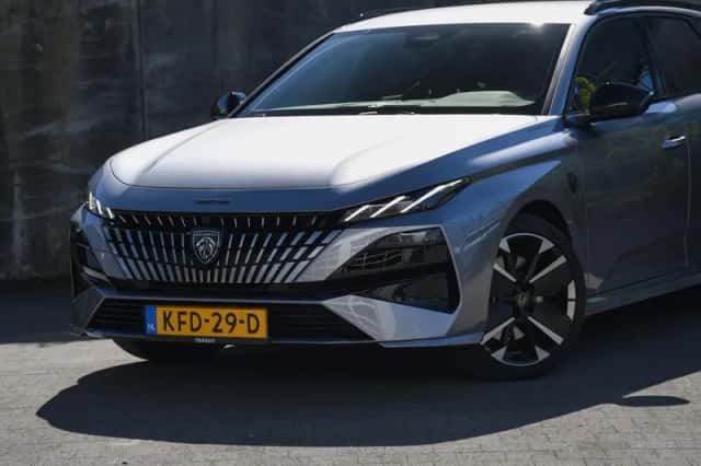 Peugeot 308 (2026) thumbnail 2