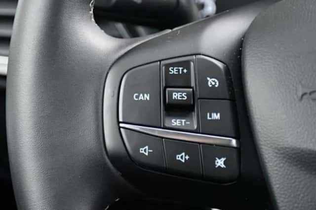 Ford Fiesta (2023) thumbnail 26