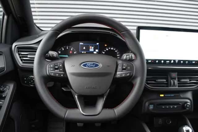 Ford Focus (2024) thumbnail 15