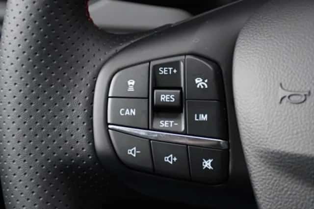 Ford Focus (2024) thumbnail 26