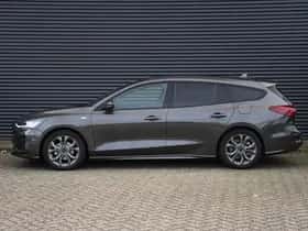 Ford Focus (2024) thumbnail 4