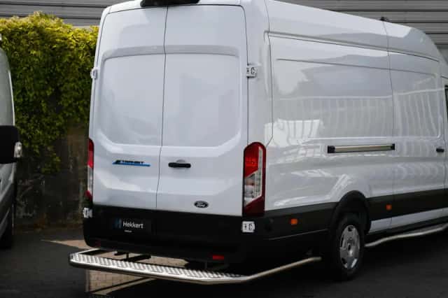 Ford E-Transit (2025) thumbnail 6