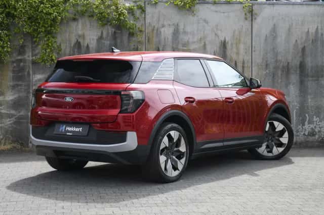 Ford Explorer (2026) thumbnail 5
