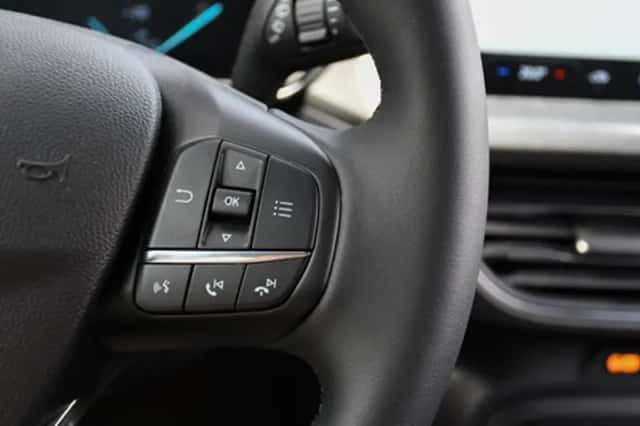 Ford Focus (2025) thumbnail 23
