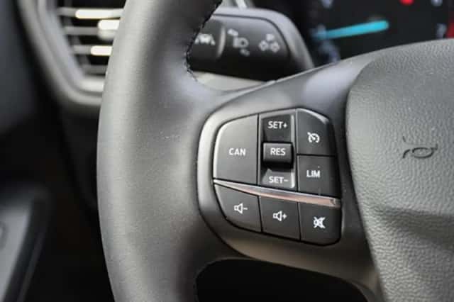 Ford Focus (2025) thumbnail 24