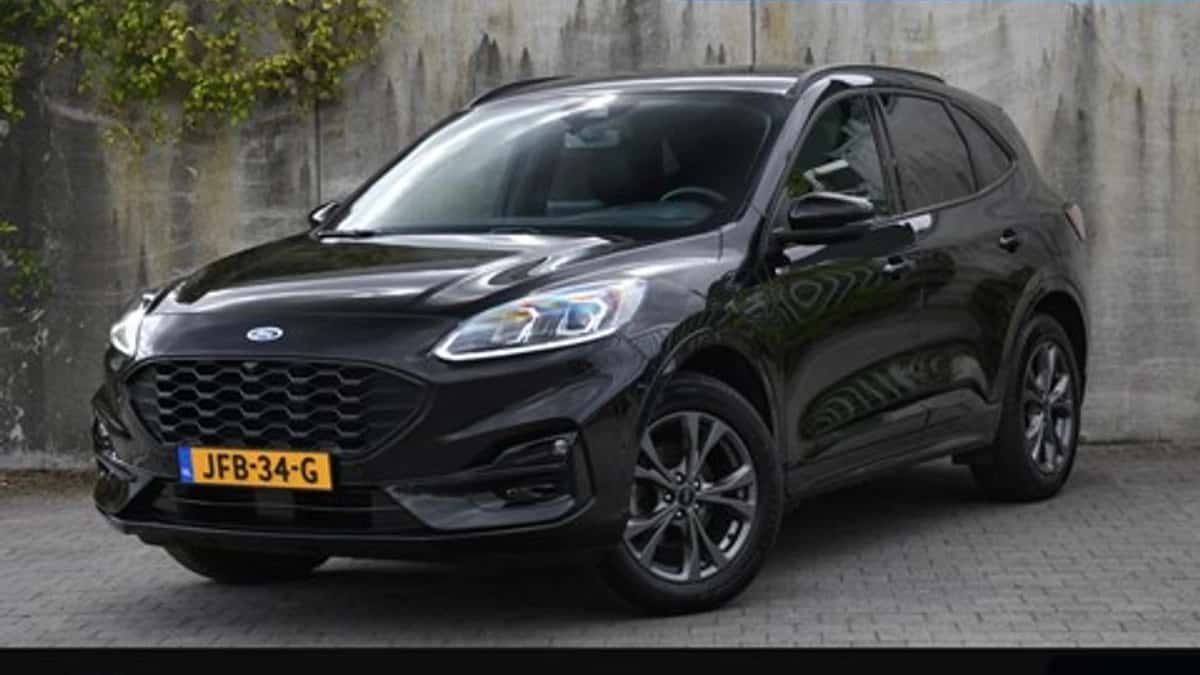 Ford Kuga (2022) — foto 1