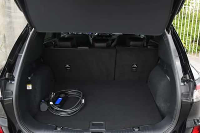 Ford Kuga (2022) thumbnail 12