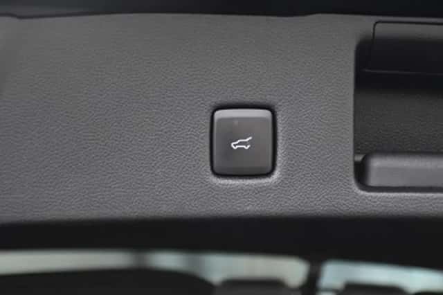 Ford Kuga (2022) thumbnail 13
