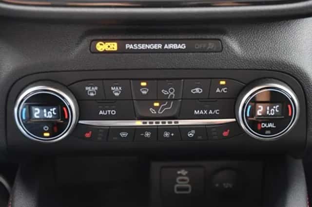 Ford Kuga (2022) thumbnail 25