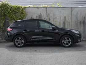 Ford Kuga (2022) thumbnail 4