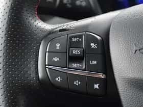 Ford Kuga (2022) thumbnail 31