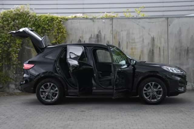 Ford Kuga (2022) thumbnail 39