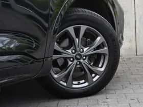 Ford Kuga (2022) thumbnail 7