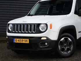 Jeep Renegade (2016) thumbnail 2