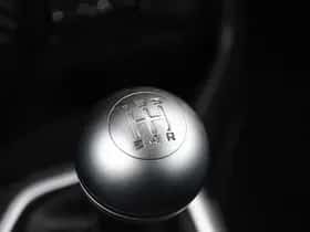 Jeep Renegade (2016) thumbnail 20