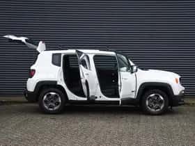 Jeep Renegade (2016) thumbnail 25