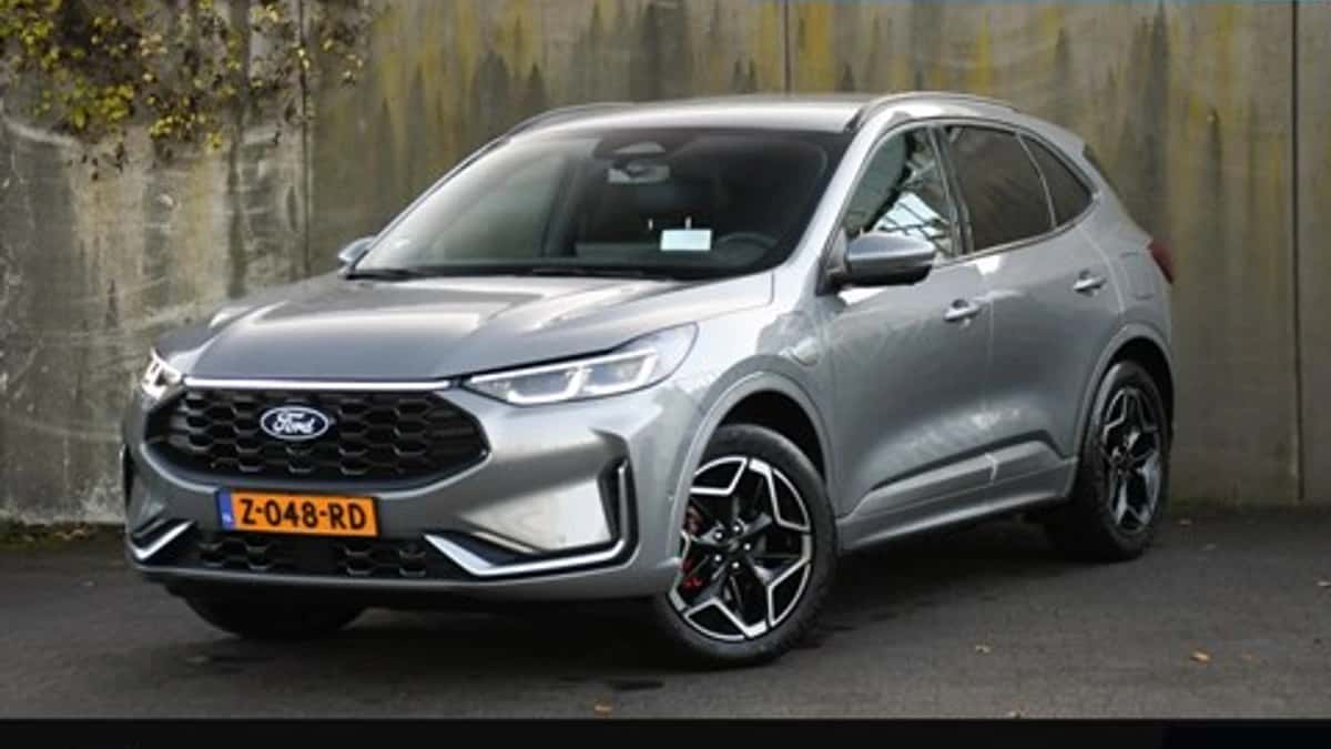 Ford Kuga (2024) — foto 1