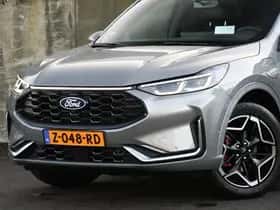 Ford Kuga (2024) thumbnail 2