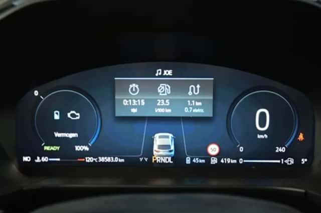 Ford Kuga (2024) thumbnail 15