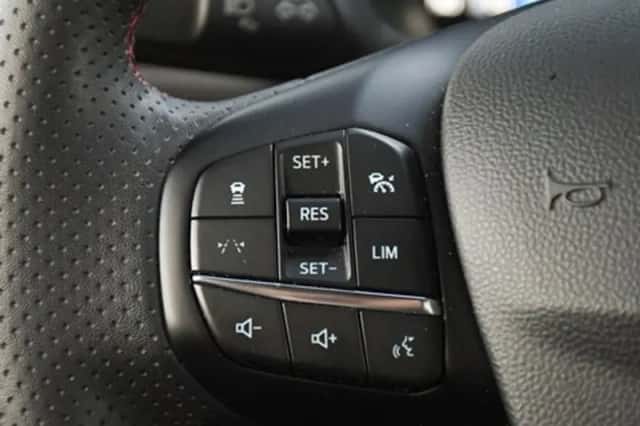 Ford Kuga (2024) thumbnail 29