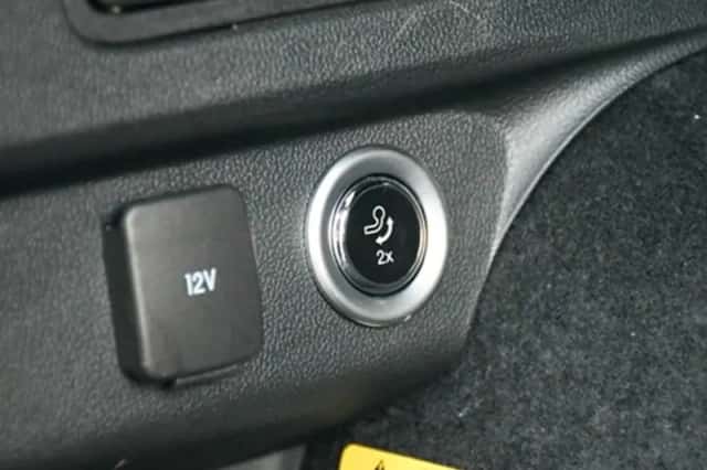 Ford Kuga (2024) thumbnail 33