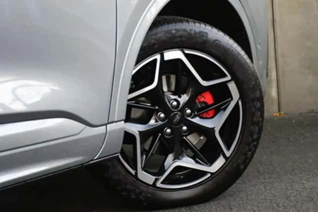 Ford Kuga (2024) thumbnail 7