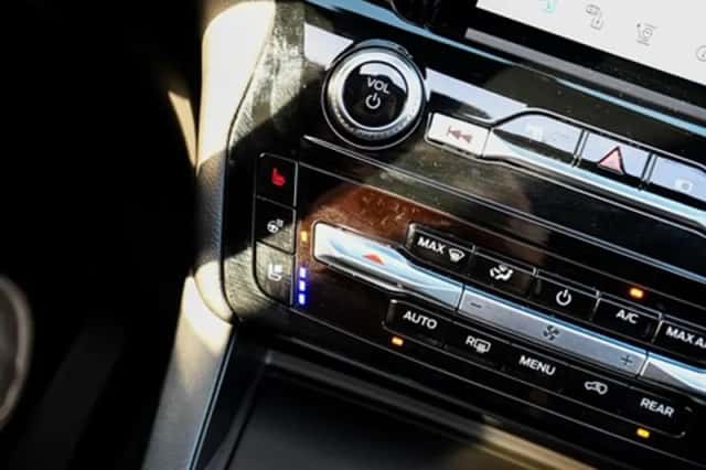 Ford Explorer (2025) thumbnail 36